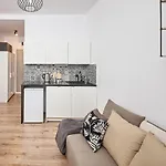 Komfortowo Apartment